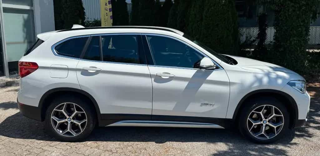 BMW X1 xDrive 18d*X-Line*LED*Leder*Navi*AHK* 09/2018-photo-10