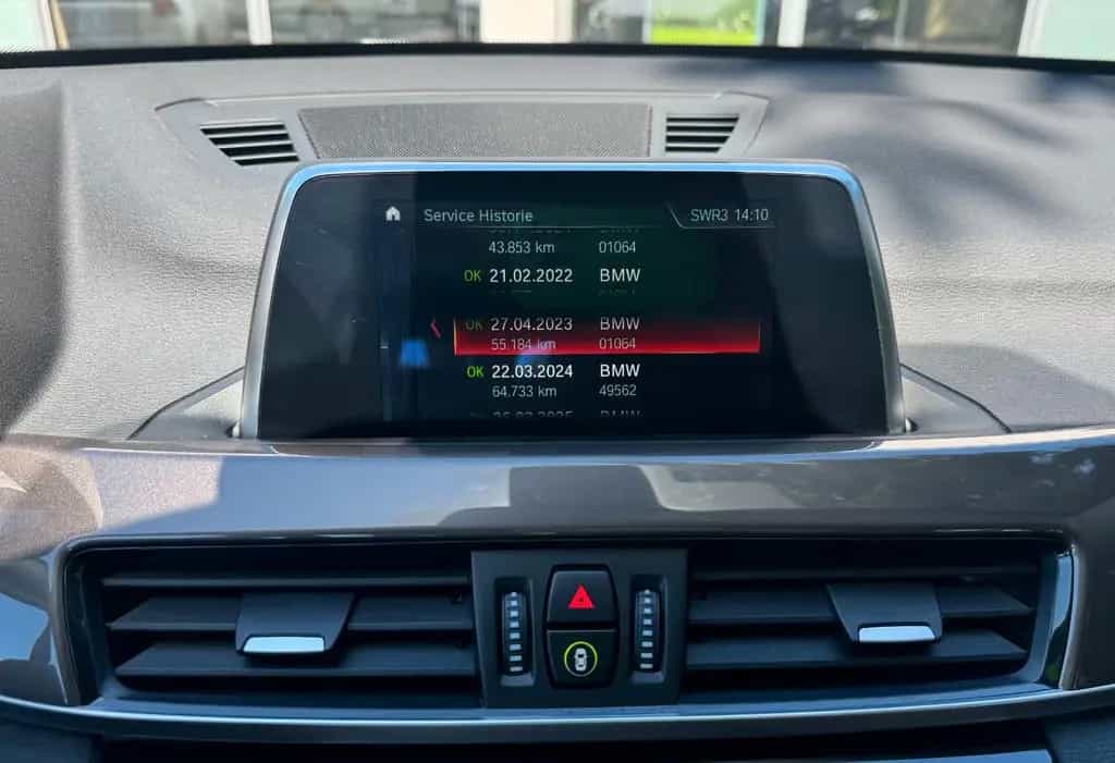 BMW X1 xDrive 18d*X-Line*LED*Leder*Navi*AHK* 09/2018-photo-25