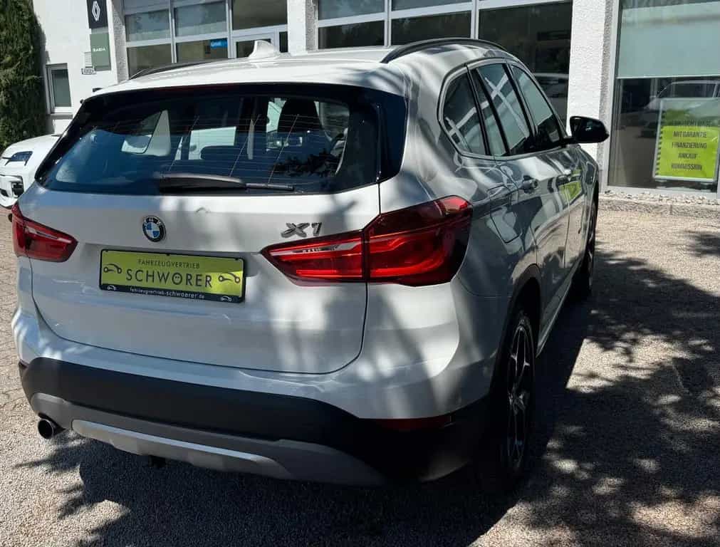 BMW X1 xDrive 18d*X-Line*LED*Leder*Navi*AHK* 09/2018-photo-5