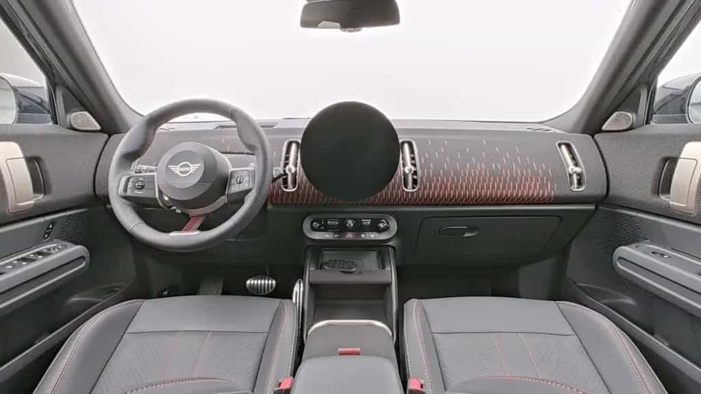 MINI John Cooper Works Countryman JCW Countryman ALL4 03/2025-photo-11