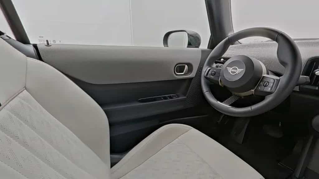 MINI Cooper Cabrio Cooper C Cabrio 06/2025-photo-18