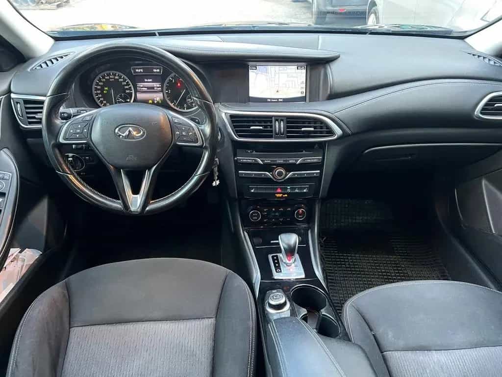 Infiniti Q30 2.2 diesel DCT AWD Premium Tech 07/2016-photo-9