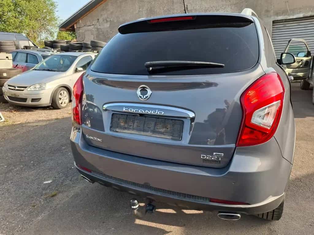 Ssangyong Korando Sapphire 4x4 TÜV NEU 09/2016-photo-5
