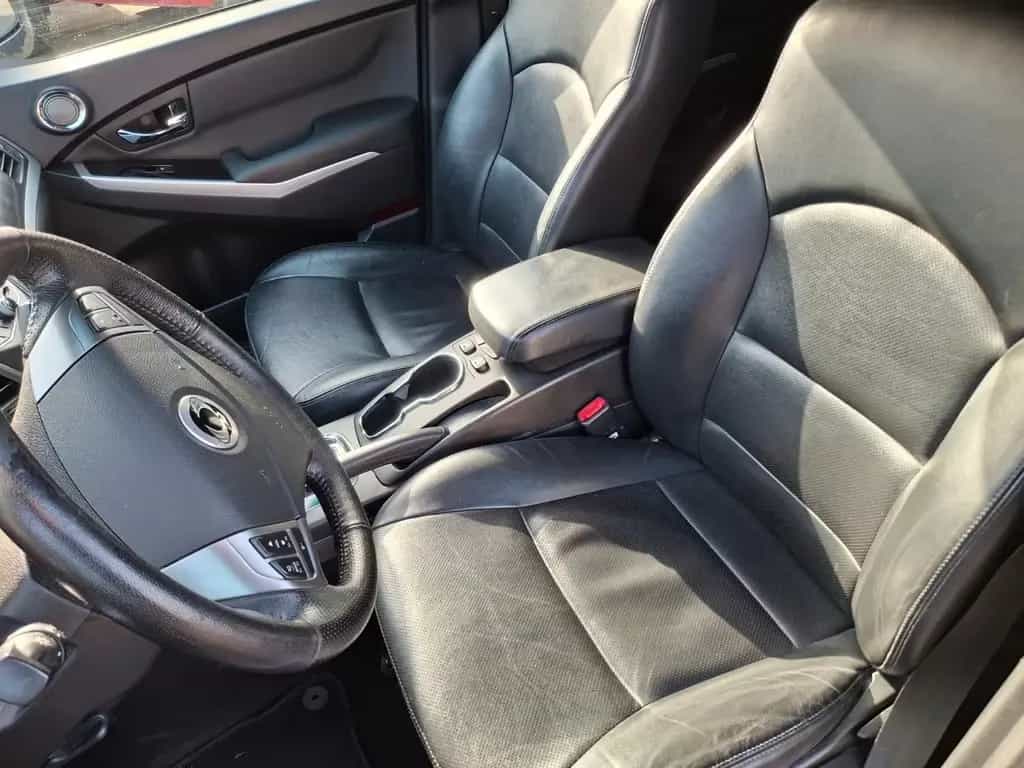 Ssangyong Korando Sapphire 4x4 TÜV NEU 09/2016-photo-6