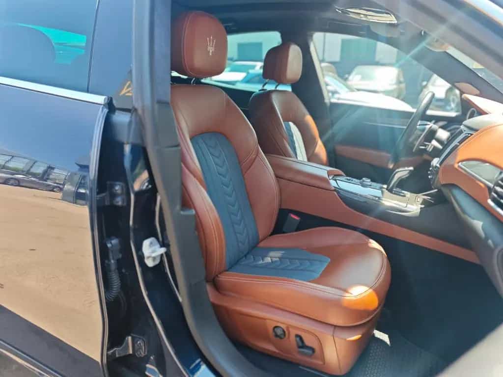 Maserati Levante DIESEL *PANO*AUT*LEDER*NAVI*KAM*LUFT* 02/2019-photo-13
