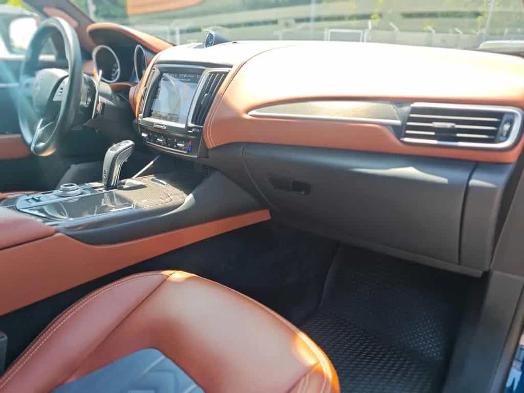 Maserati Levante DIESEL *PANO*AUT*LEDER*NAVI*KAM*LUFT* 02/2019-photo-14