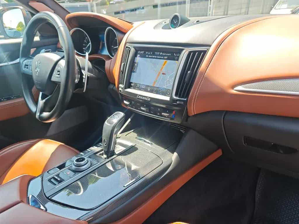 Maserati Levante DIESEL *PANO*AUT*LEDER*NAVI*KAM*LUFT* 02/2019-photo-15