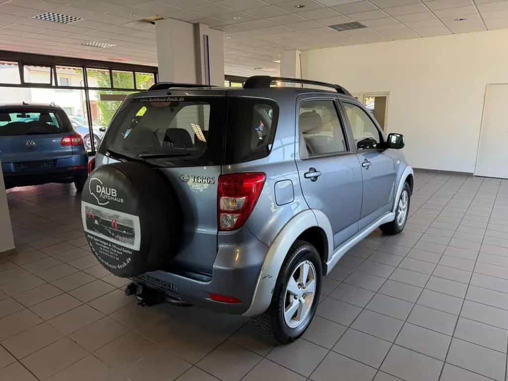 Daihatsu Terios 4WD Top S TÜV NEU 06/2006-photo-14