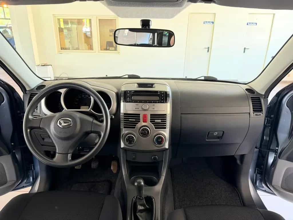 Daihatsu Terios 4WD Top S TÜV NEU 06/2006-photo-4