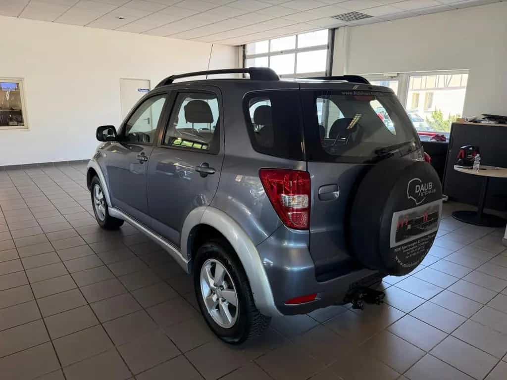 Daihatsu Terios 4WD Top S TÜV NEU 06/2006-photo-8