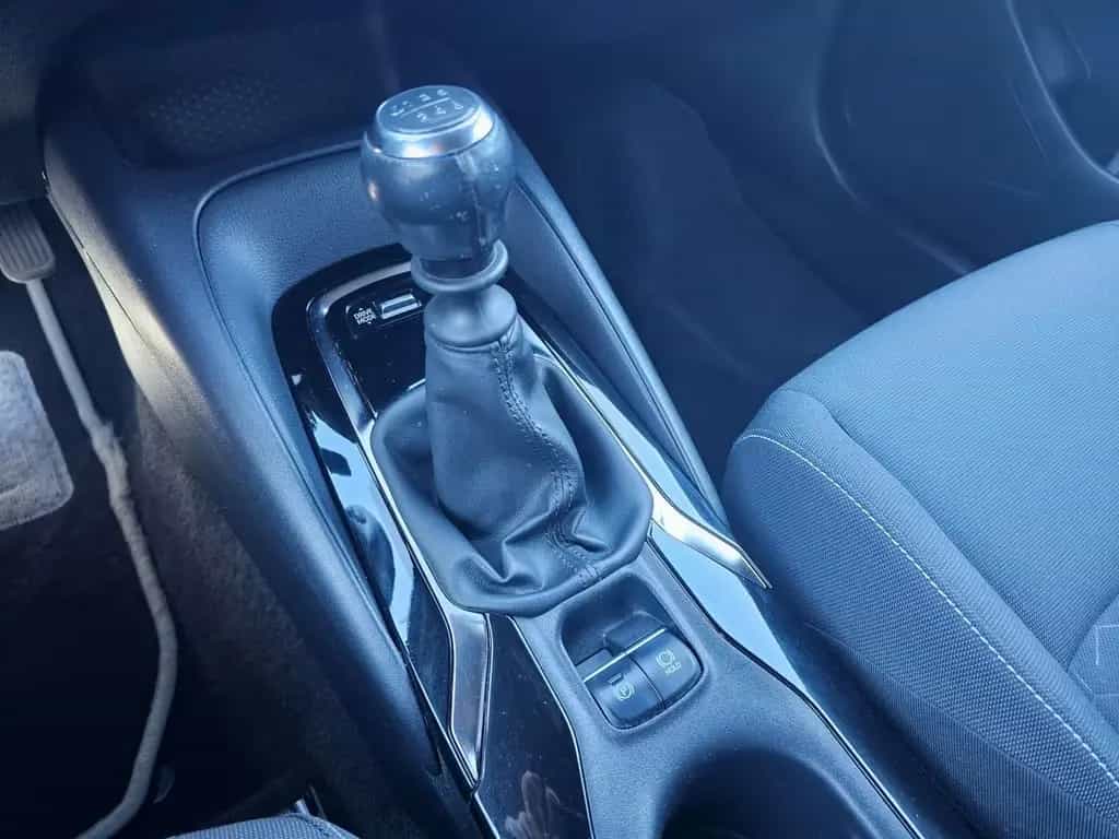 Toyota Corolla 1.2 TURBO Comfort+ALLWETTER+KAMERA+1HAND 09/2019-photo-18