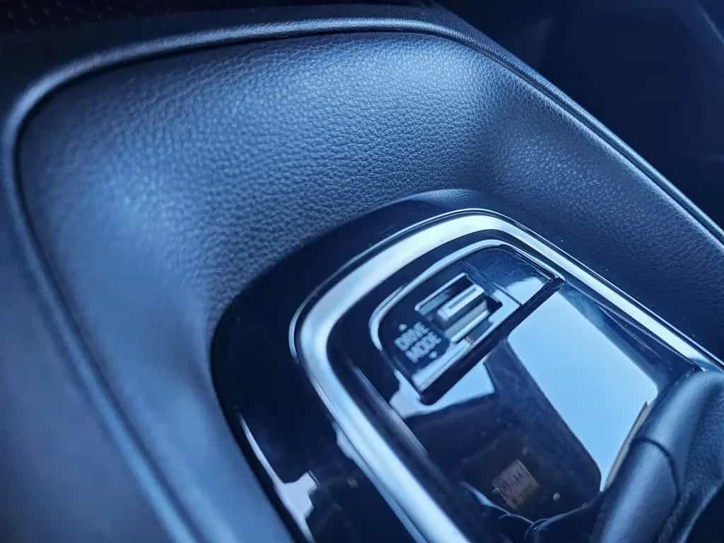 Toyota Corolla 1.2 TURBO Comfort+ALLWETTER+KAMERA+1HAND 09/2019-photo-23