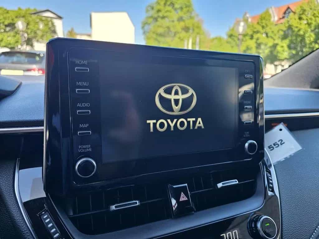 Toyota Corolla 1.2 TURBO Comfort+ALLWETTER+KAMERA+1HAND 09/2019-photo-24