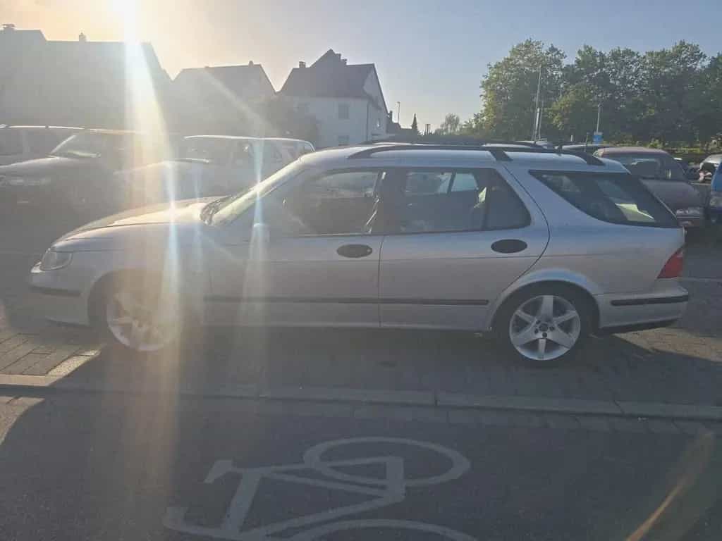 Saab 9-5 2.3t Sport-Kombi  "orig. 190'  km Tüv neu" 05/2004-photo-2
