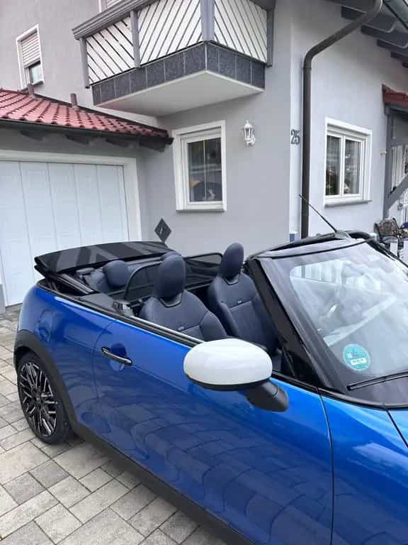 MINI Cooper S Cabrio Favoured Trim Paket XL 12/2024-photo-1