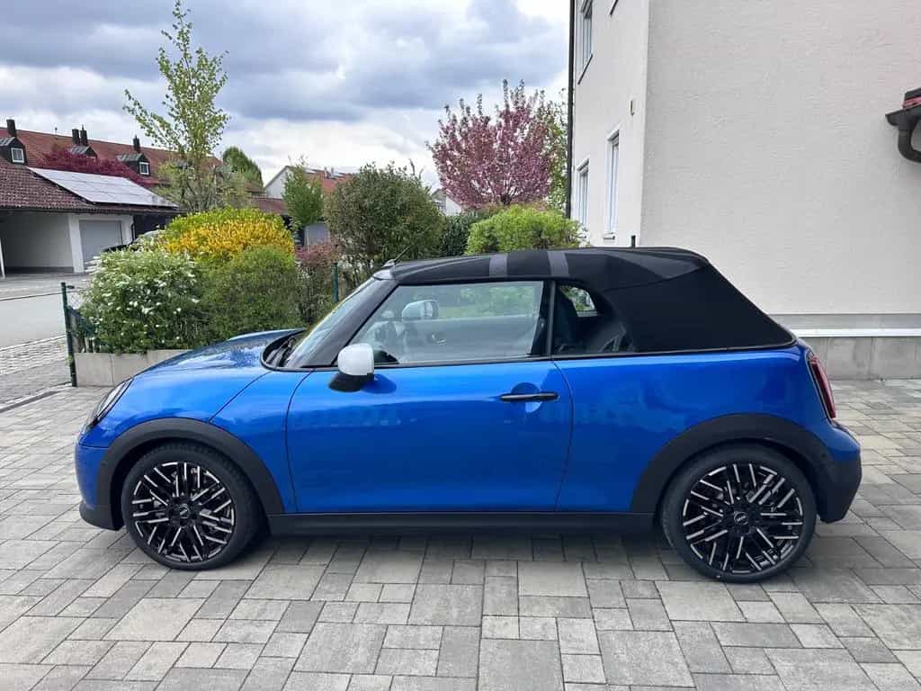 MINI Cooper S Cabrio Favoured Trim Paket XL 12/2024-photo-6