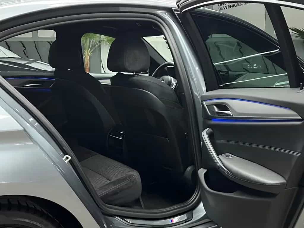 BMW 520 d xDrive Aut. * M SPORTPAKET* LED*HUD*19"ZOLL 11/2018-photo-12