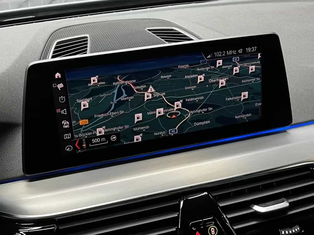BMW 520 d xDrive Aut. * M SPORTPAKET* LED*HUD*19"ZOLL 11/2018-photo-18