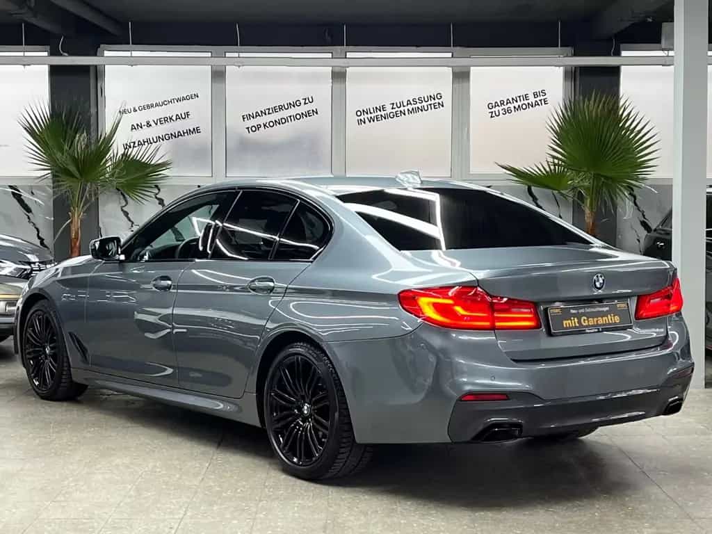 BMW 520 d xDrive Aut. * M SPORTPAKET* LED*HUD*19"ZOLL 11/2018-photo-6