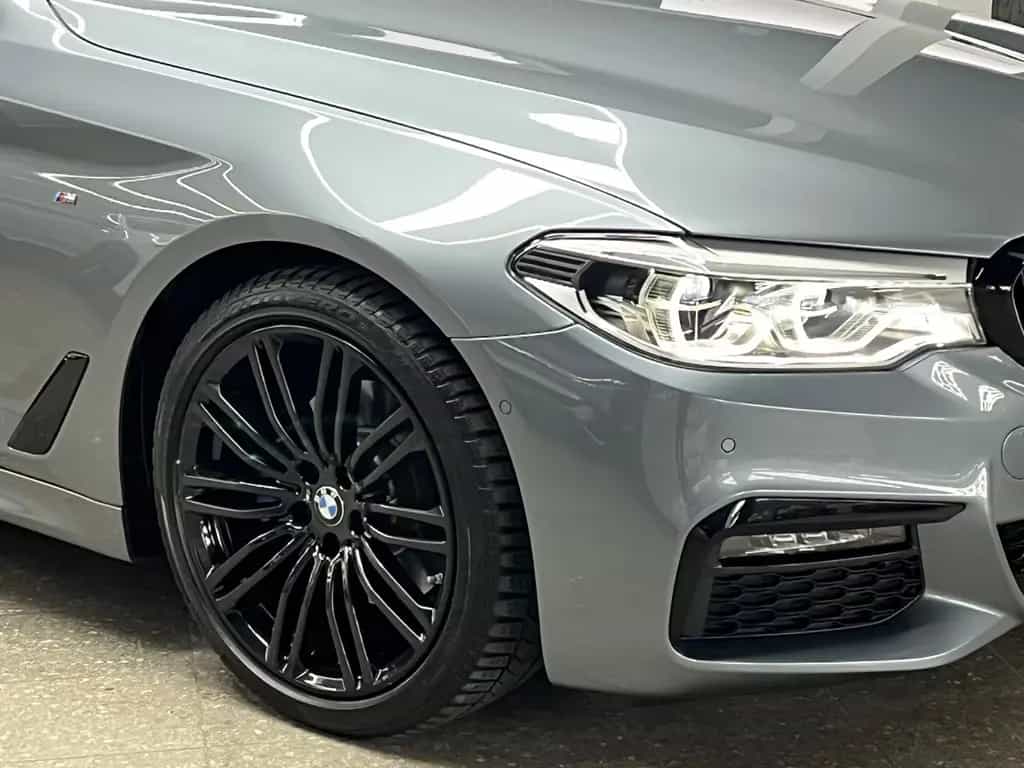 BMW 520 d xDrive Aut. * M SPORTPAKET* LED*HUD*19"ZOLL 11/2018-photo-8