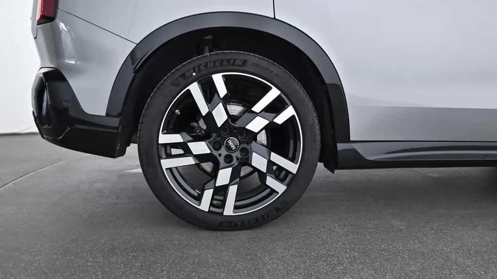 MINI Countryman S (Cooper) Countryman S ALL4 04/2025-photo-17