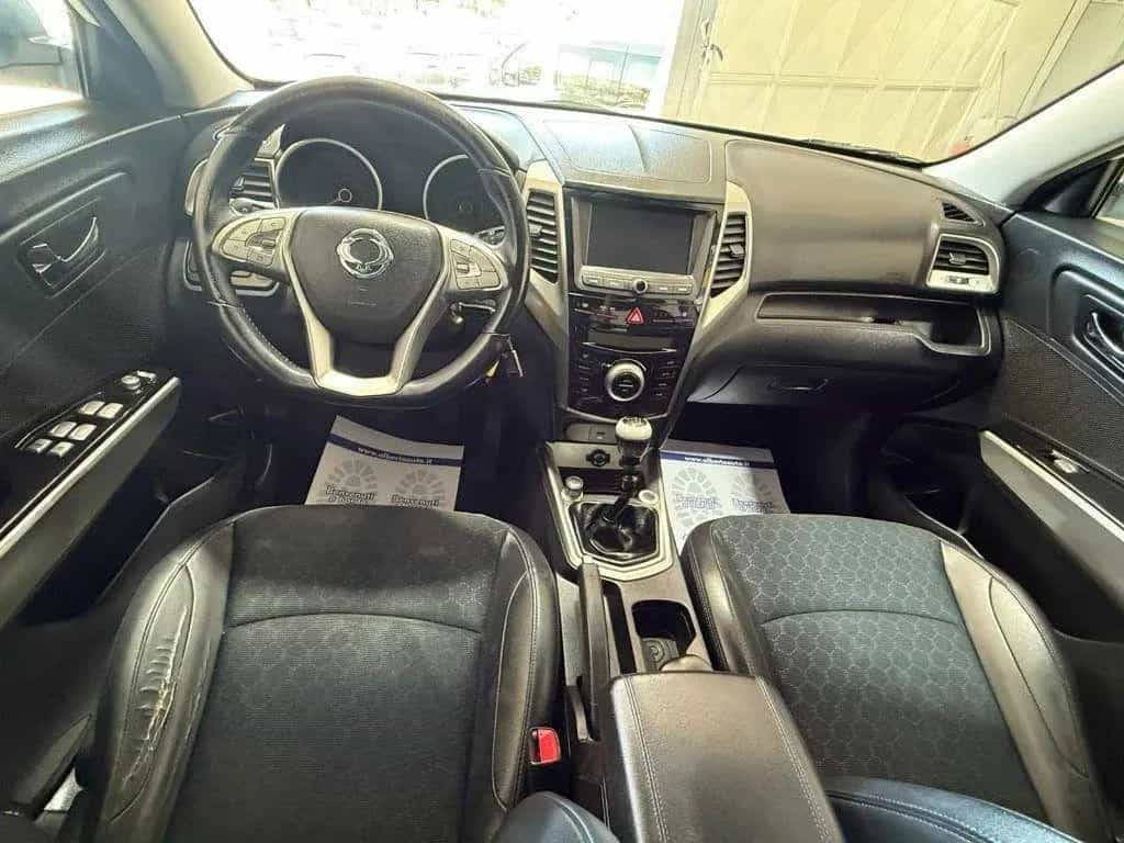 Ssangyong Tivoli SsangYong Tivoli 1.6d 2WD Be E-XDi 01/2016-photo-10