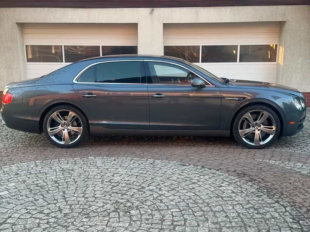 Bentley Continental Flying Spur V8 42.000 € netto 03/2017-photo-14