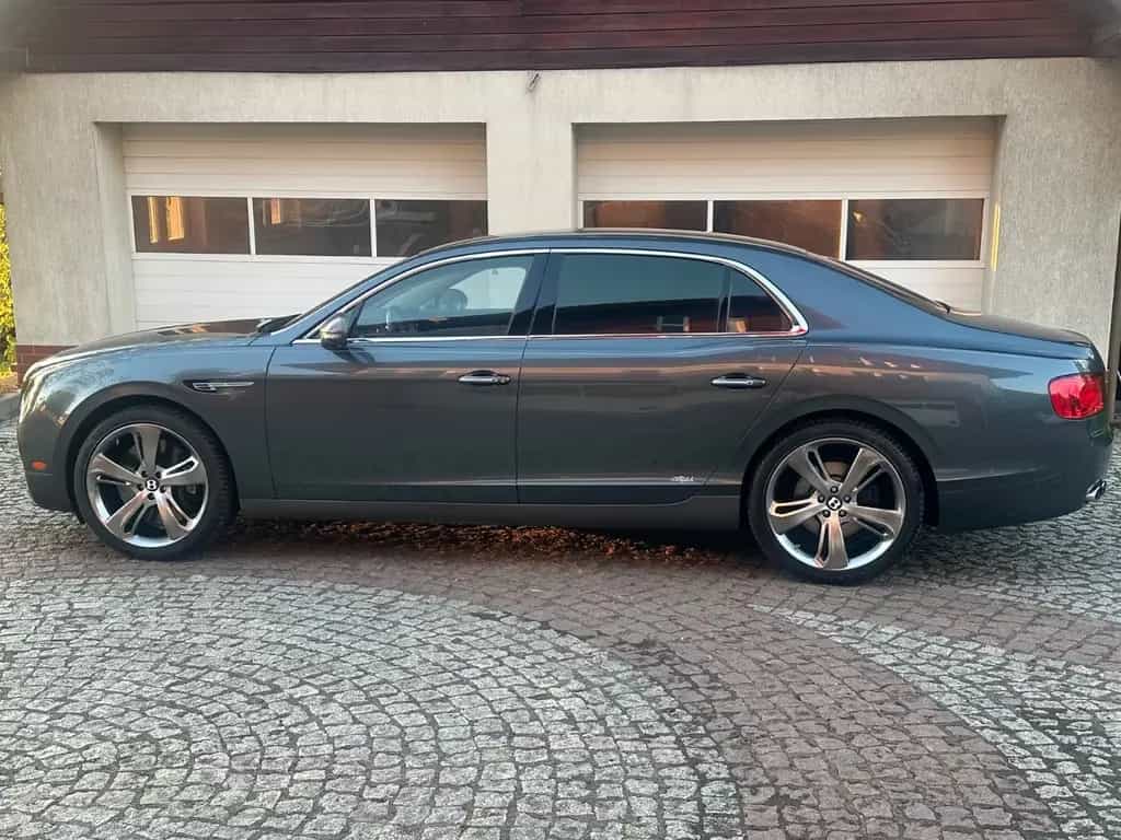Bentley Continental Flying Spur V8 42.000 € netto 03/2017-photo-16