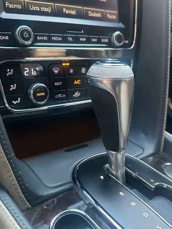 Bentley Continental Flying Spur V8 42.000 € netto 03/2017-photo-22