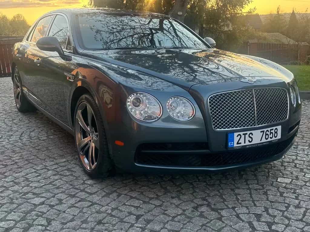 Bentley Continental Flying Spur V8 42.000 € netto 03/2017-photo-6