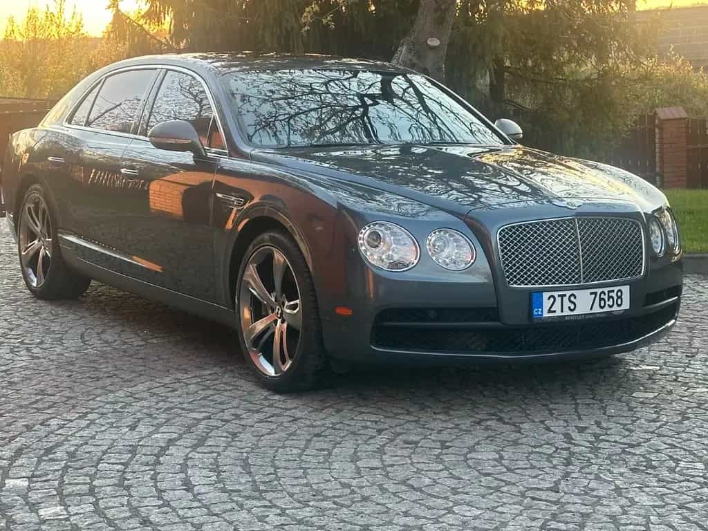Bentley Continental Flying Spur V8 42.000 € netto 03/2017-photo-7