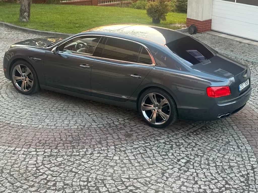 Bentley Continental Flying Spur V8 42.000 € netto 03/2017-photo-8