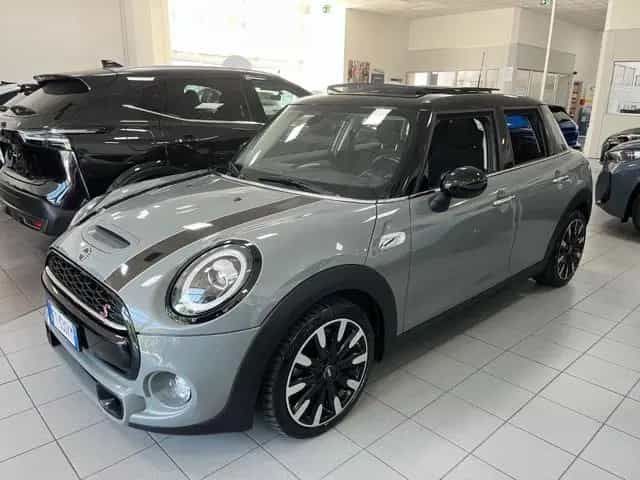 MINI Cooper S 2.0 Cooper S Hype 5 porte Aut. Sup 11/2018-photo-2