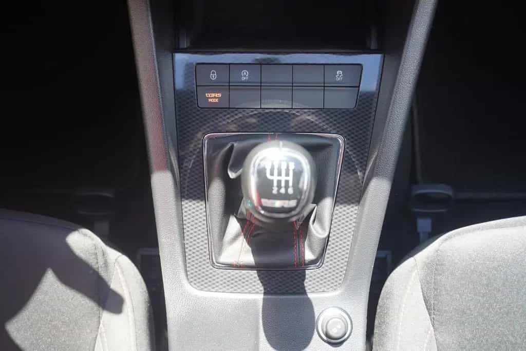 Skoda Octavia Combi 2.0 RS LED Sitzheizung PDC DAB USB 10/2018-photo-17