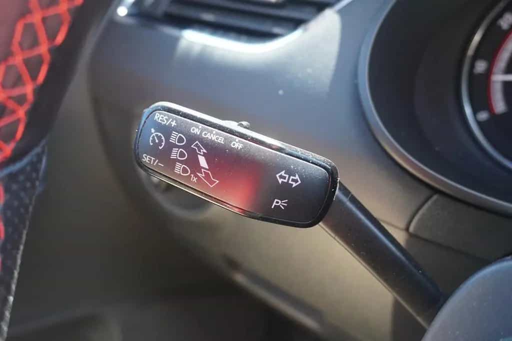 Skoda Octavia Combi 2.0 RS LED Sitzheizung PDC DAB USB 10/2018-photo-25