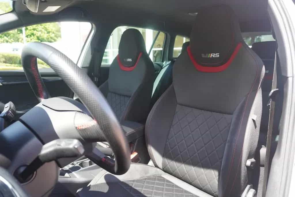 Skoda Octavia Combi 2.0 RS LED Sitzheizung PDC DAB USB 10/2018-photo-28