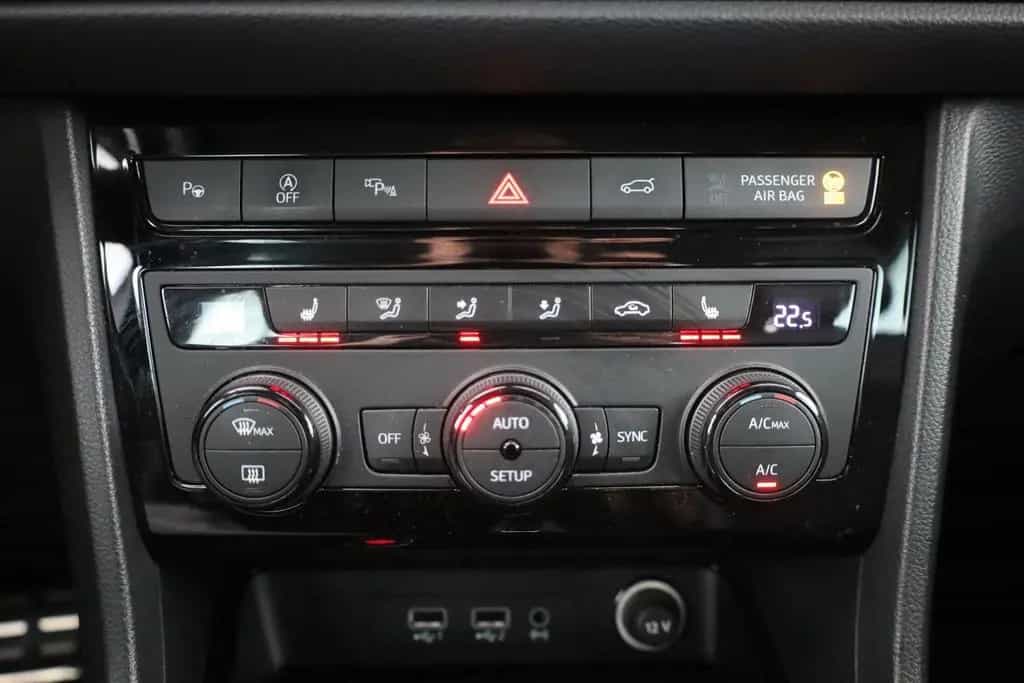 Cupra Ateca 2.0 TSI DSG 4Drive LED Navi 360° Kamera 10/2019-photo-11