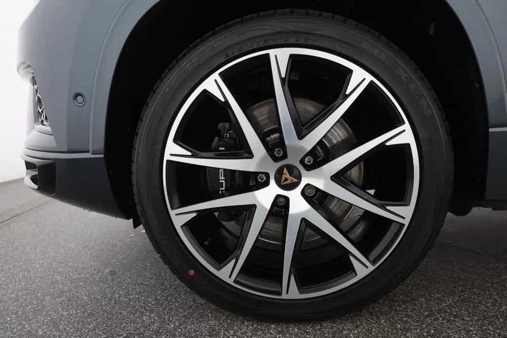 Cupra Ateca 2.0 TSI DSG 4Drive LED Navi 360° Kamera 10/2019-photo-31