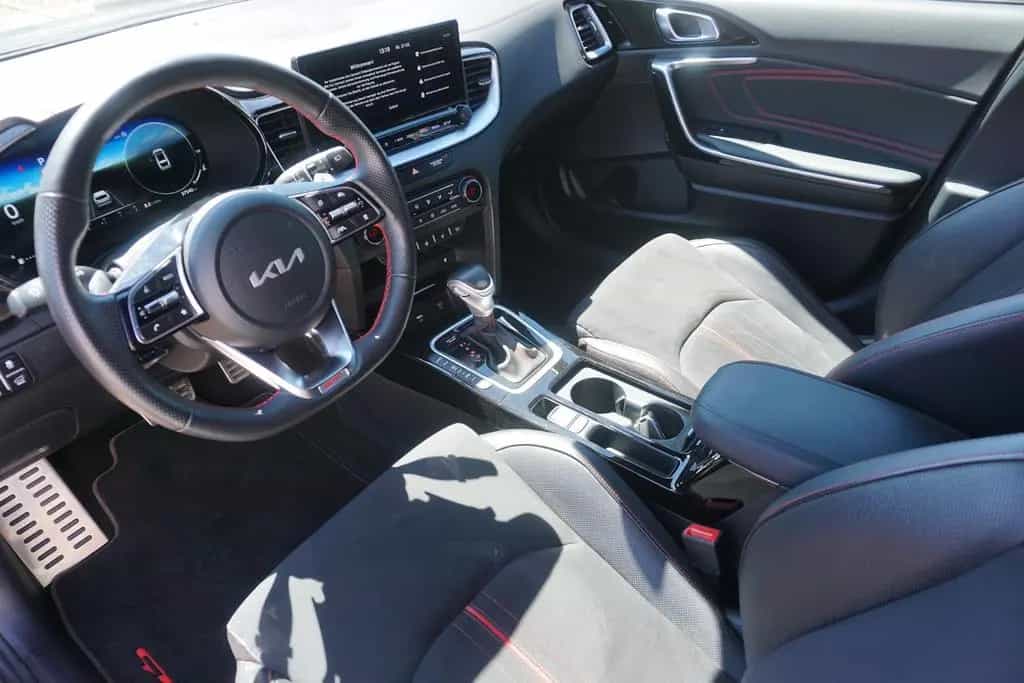 Kia pro cee'd / ProCeed ProCeed 1.6 T-GDI GT Aut. LED ACC Navi Kamera 05/2023-photo-7