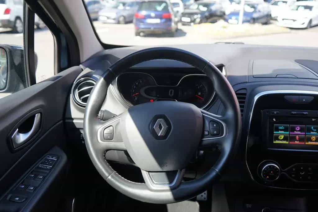 Renault Captur 1.3 TCE Collection LED Navi Sitzheizung 11/2019-photo-20
