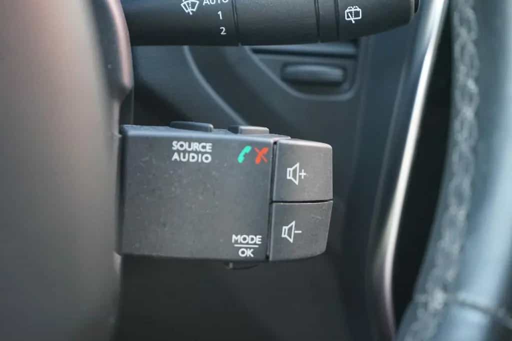 Renault Captur 1.3 TCE Collection LED Navi Sitzheizung 11/2019-photo-25