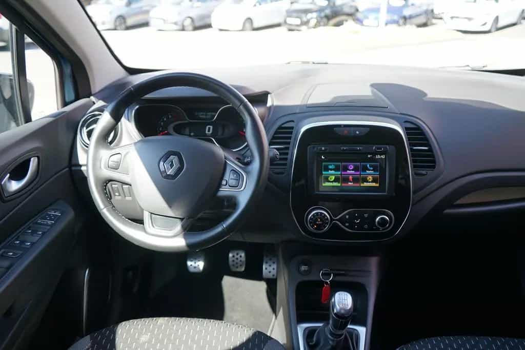 Renault Captur 1.3 TCE Collection LED Navi Sitzheizung 11/2019-photo-9