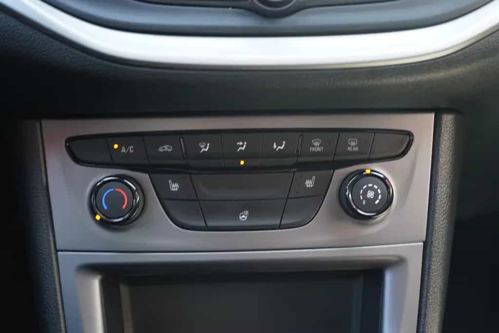 Opel Astra K 1.2 Edition LED IntelliLink Tempomat PDC 04/2020-photo-12