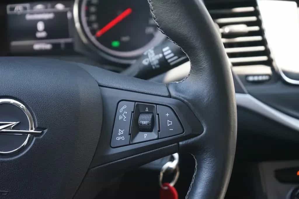 Opel Astra K 1.2 Edition LED IntelliLink Tempomat PDC 04/2020-photo-19