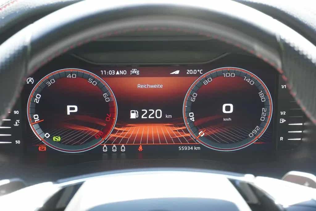 Skoda Kodiaq 2.0 TSI RS 4x4 DSG LED Navi Panorama AHK 06/2022-photo-10