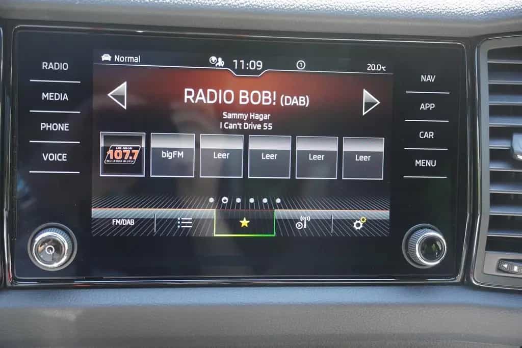 Skoda Kodiaq 2.0 TSI RS 4x4 DSG LED Navi Panorama AHK 06/2022-photo-17