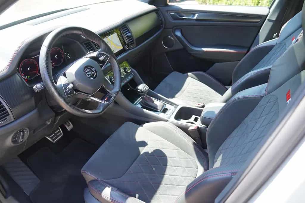 Skoda Kodiaq 2.0 TSI RS 4x4 DSG LED Navi Panorama AHK 06/2022-photo-24