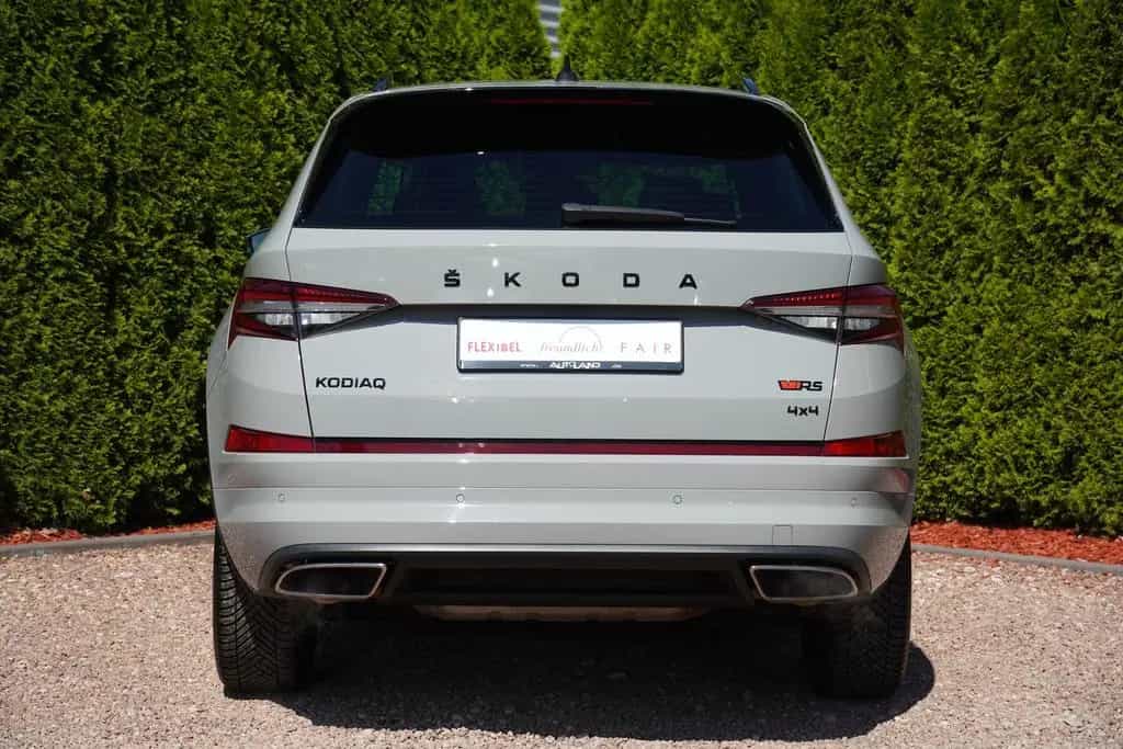 Skoda Kodiaq 2.0 TSI RS 4x4 DSG LED Navi Panorama AHK 06/2022-photo-3