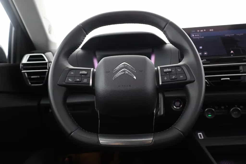 Citroën C4 PureTech 130 LED Navi Pano 360° 05/2024-photo-15