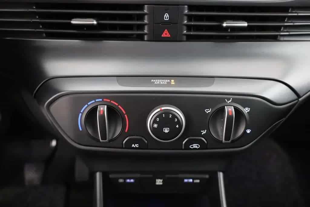 Hyundai i20 1.0 T-GDI Trend Navi Kamera Virtual Cockpit 07/2021-photo-11